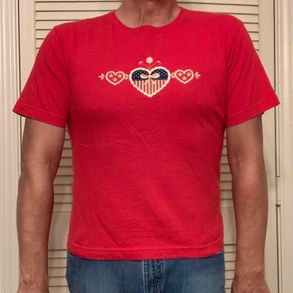Tops - RED AMERICANA HEART PATCH USA SHIRT MEDIUM GRANNYCORE MOMCORE